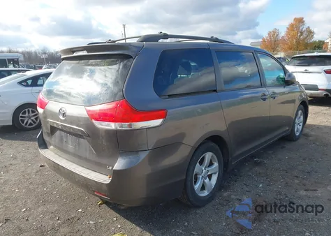 2013 Toyota Sienna Le V6 8 Passenger from USA, damaged, VIN 5TDKK3DC2DS335952
